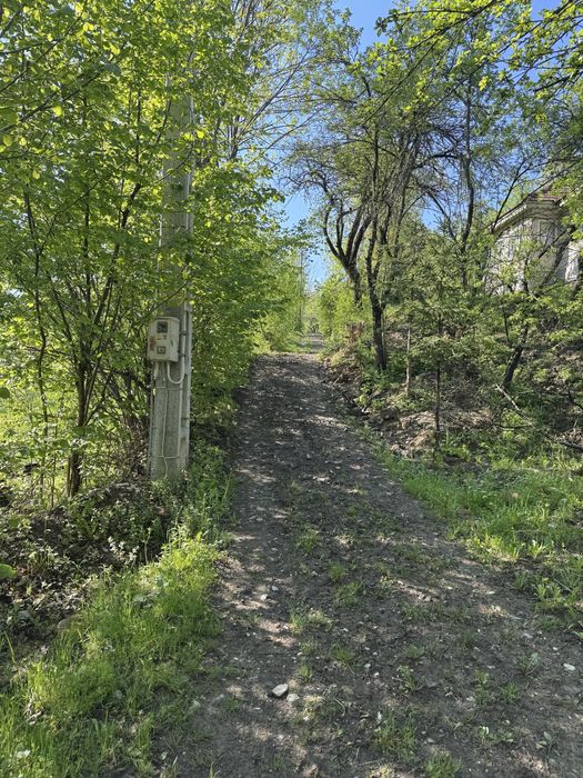 Teren intravilan Moroeni