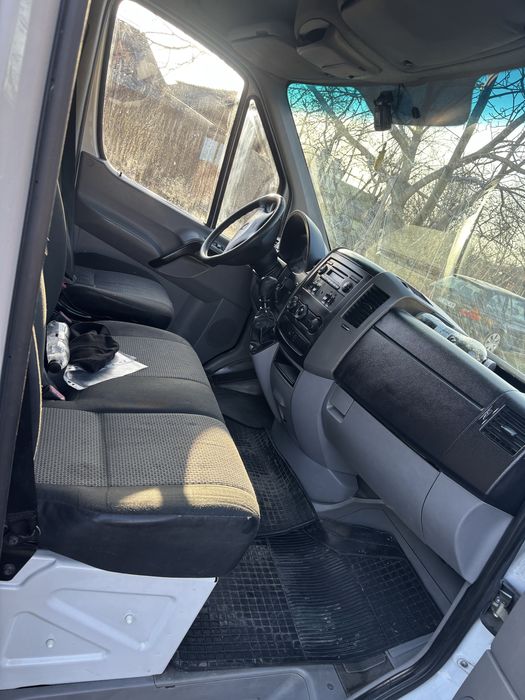 Mercedes Sprinter 5+1 An 2012 motor 2.2