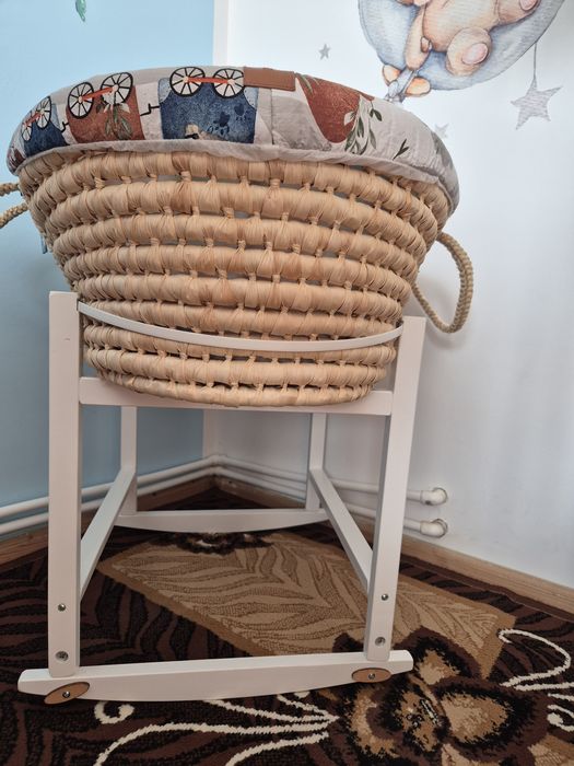 Coșuleț bebelus / patut bebelus cu sistem Leganare Ahoj Baby