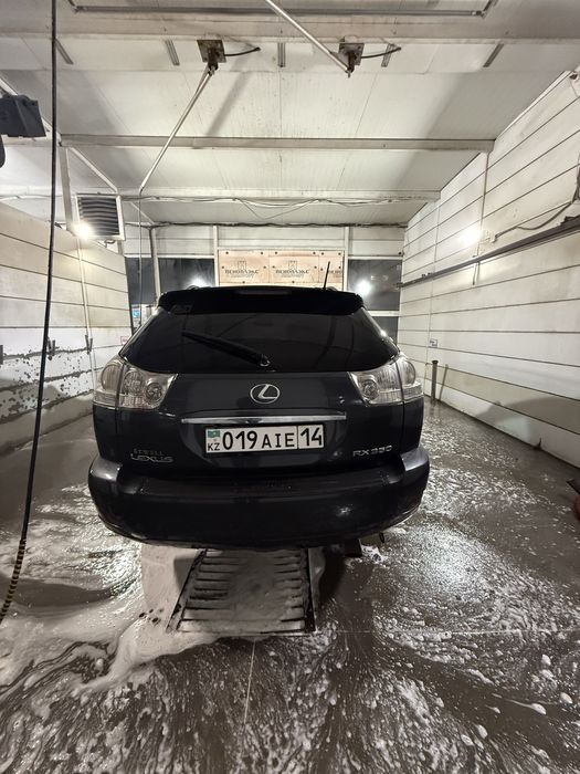 Продам лексус рх350