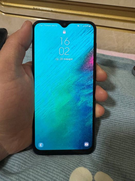 Samsung a 20 sotiladi 32 gb