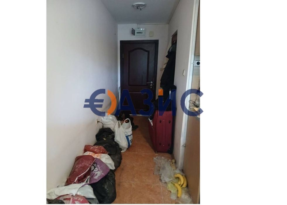 Продава се Едностаен апартамент в к.к. Слънчев бряг - 27 кв.м за 997 €/кв.м - Снимка #3