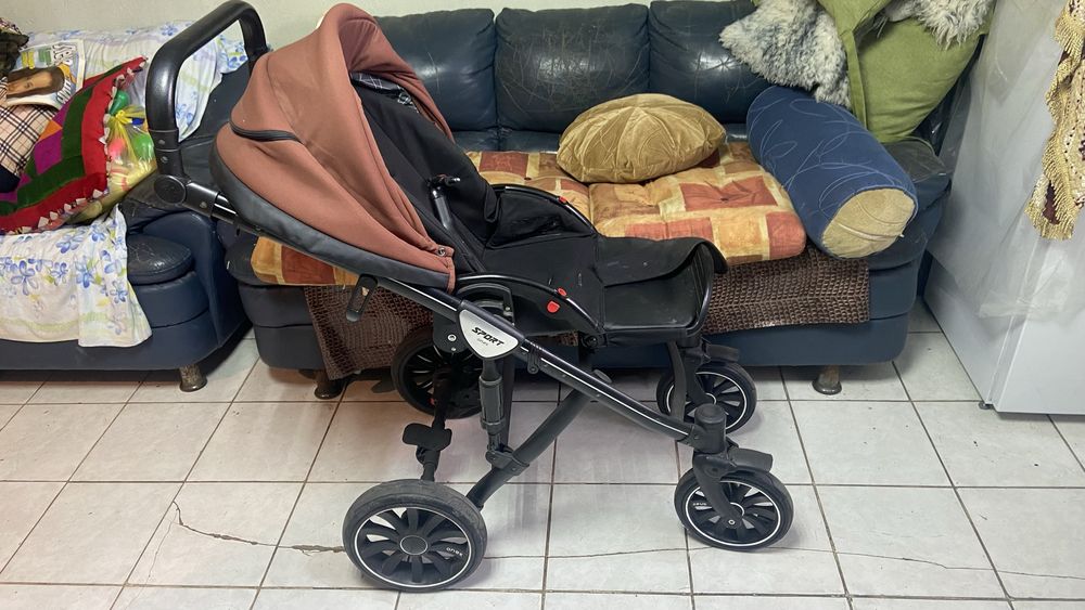 Коляска 3 в одном в коробке срочно