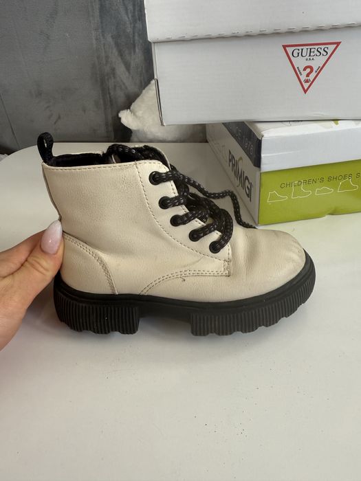 Детски обувки, сандалки и ботуши