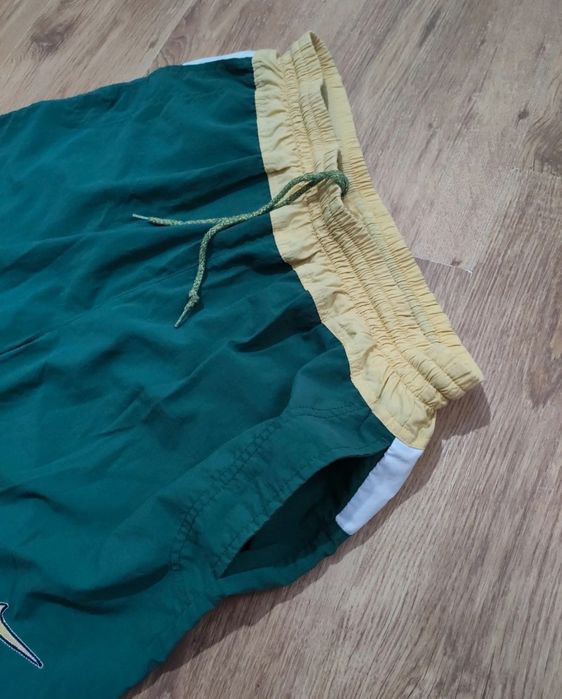 Pantaloni scurți Nike vintage mărimea M