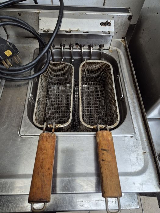 Професионален фритюрник 2х10л