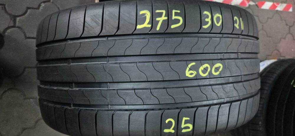 275/30/21 Bridgestone