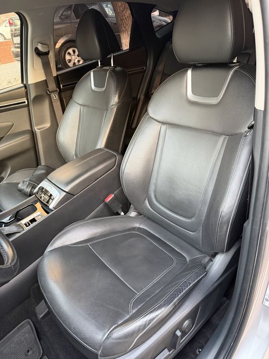 Hyundai Tucson kraska toza 4x4 polni privid