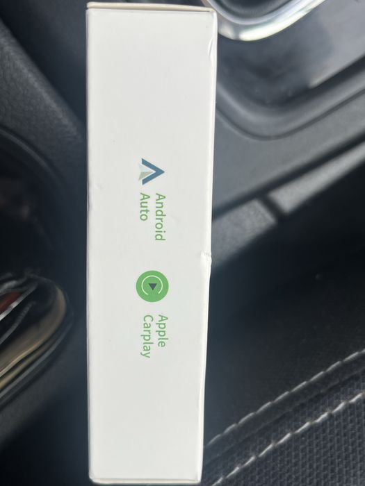 Apple carplay / android auto wireless adapter