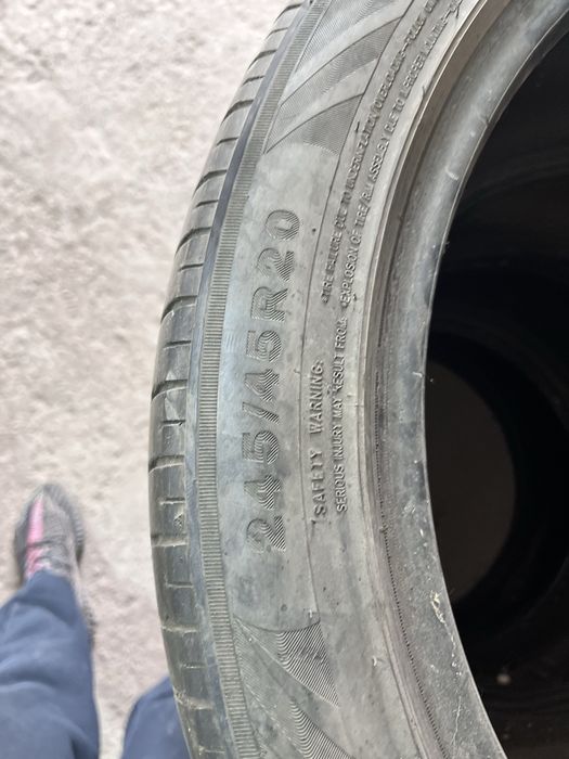 Продам 245/45R20