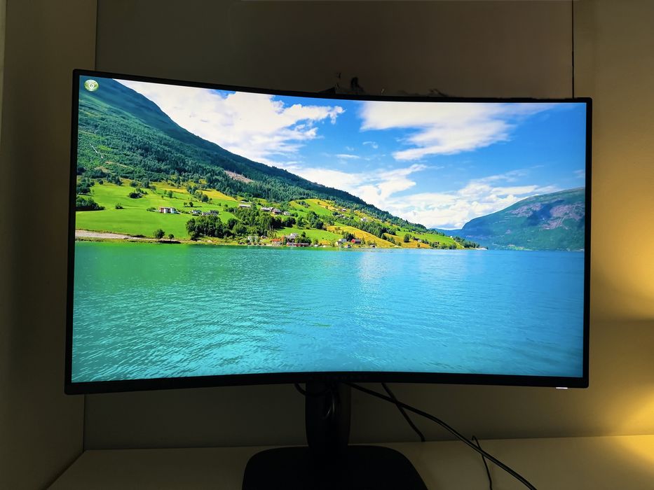 Monitor Gaming curbat LED VA DELL Alienware AW3225DM, 32", WQHD, 180Hz, AMD FreeSync, negru