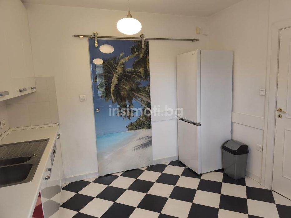 Дава се под наем Четиристаен апартамент в София, Изток - 147 кв.м за 1300 € - Снимка #7