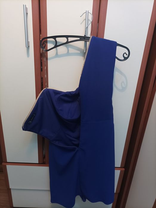 Официални рокли втора употреба