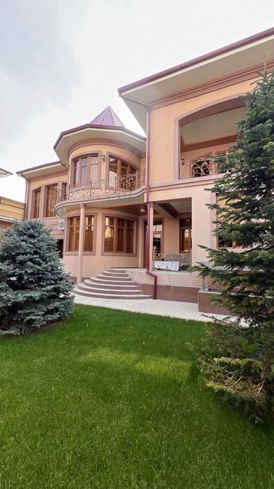 Мирзо Улугбек район Улица Темур Малик 6 сотих 8 комнат , Бассейн есть