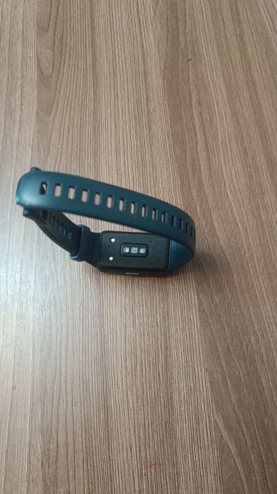 Сенсорные часы Huawei band 6-60D