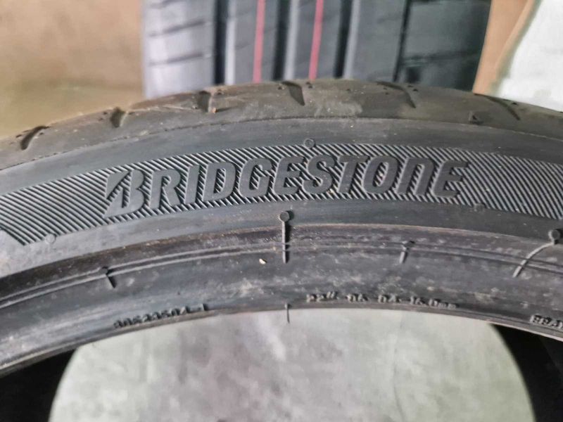 2 Bridgestone R22 355/25
нови летни гуми DOT1524