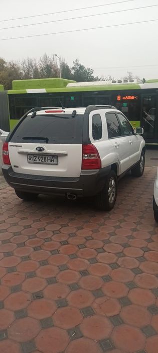 Прадаёться KIA sportage