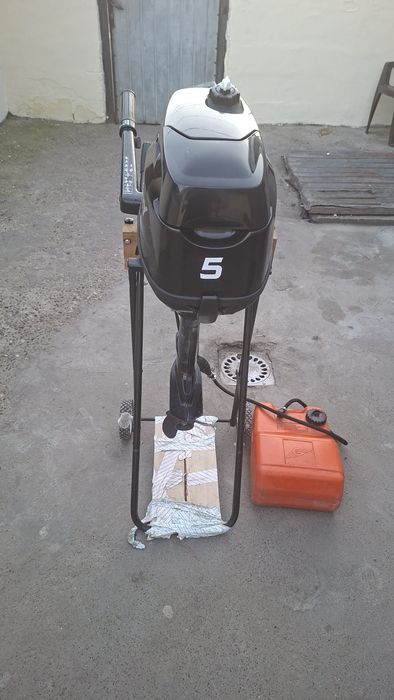 Motor Mercury 2023