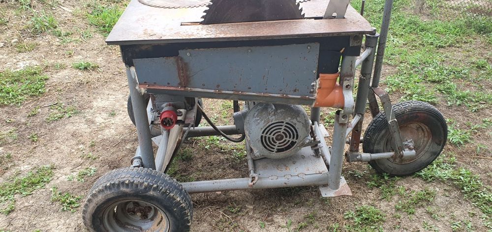 Циркуляр за дърва