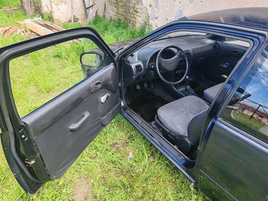 Suzuki swif / Сузуки суифт 1,3 1994 бензин