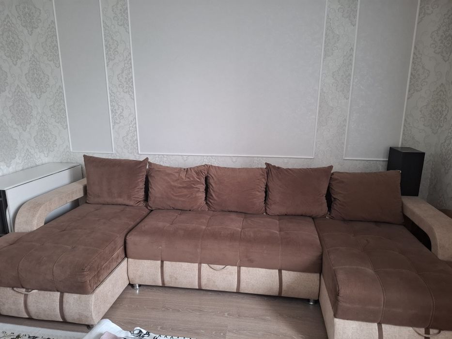Продам диван, б/у