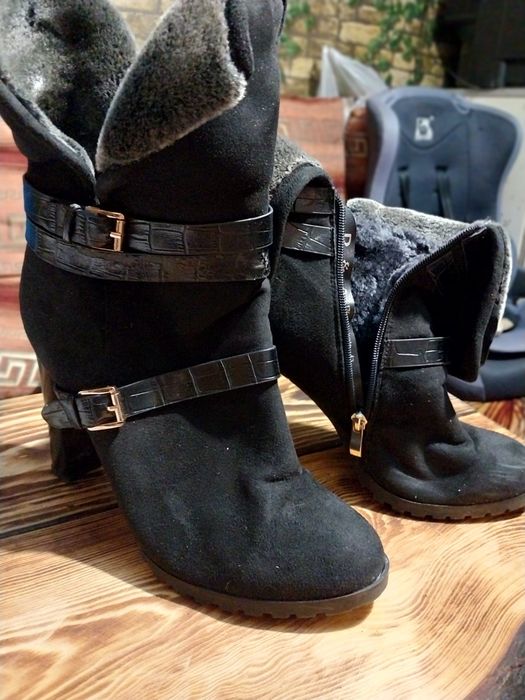 Ботинки на каблуке