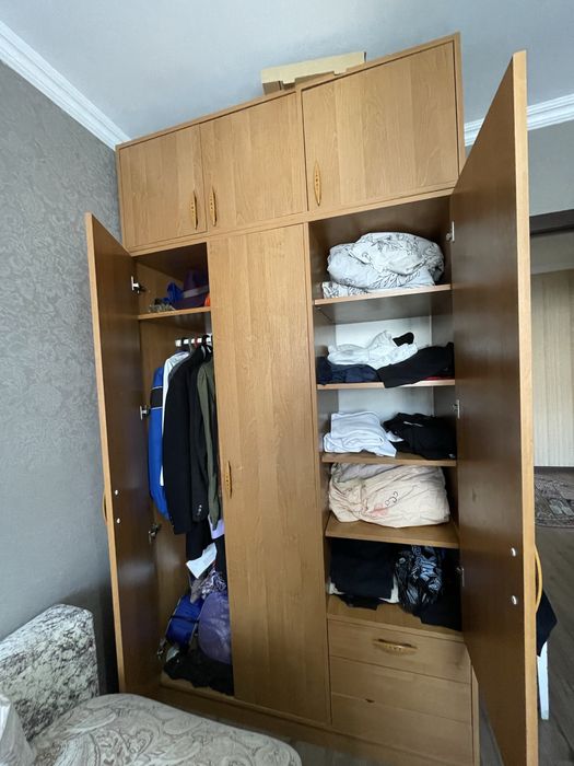 Продаю шкаф для спальни