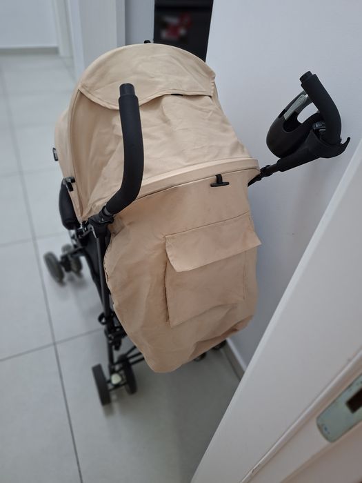 Cărucior bebe freeon