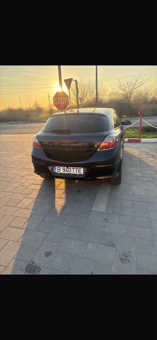 Opel Astra H GTC