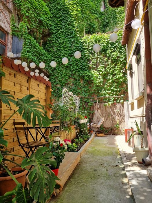 Apartament deosebit 2 camere in vila, lângă Cișmigiu,  mobilat și utilat, centrala