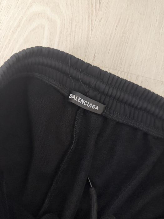Balenciaga pants logo