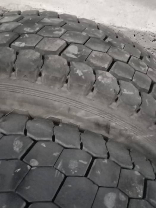 Автошины от изузи новый