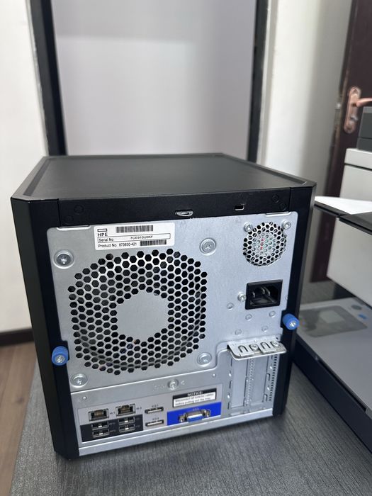 HP Microserver gen10