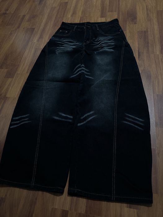 Широкие джинсы НОВАЯ