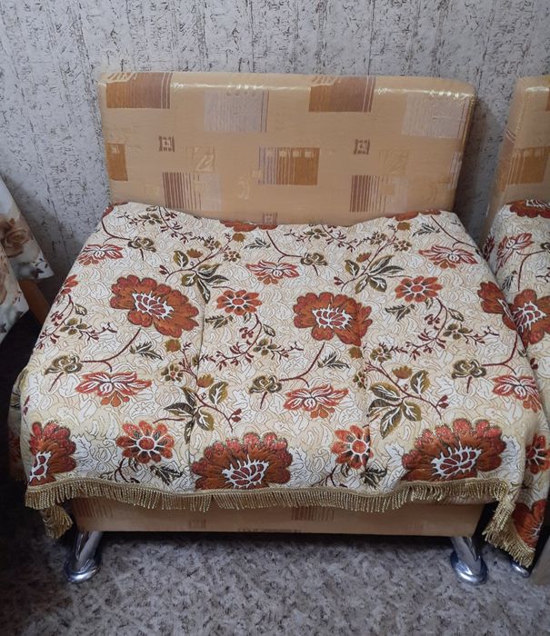 Кресла с подушками (2 шт.)