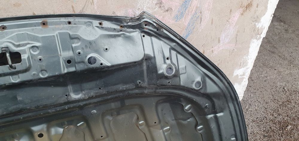 Капот Тойота Хайлендер 2019