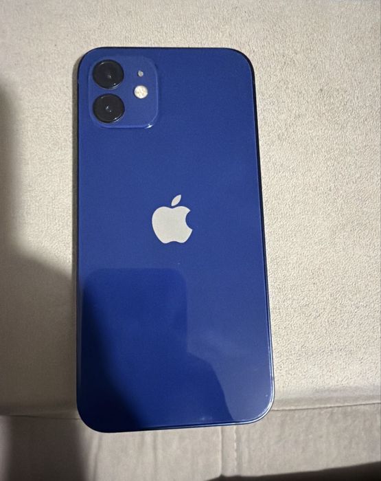 Прадам айфон 12 128гб 76 акб