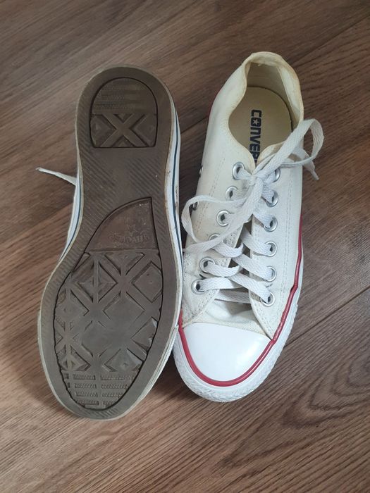 Adidași converse Mărimea 37