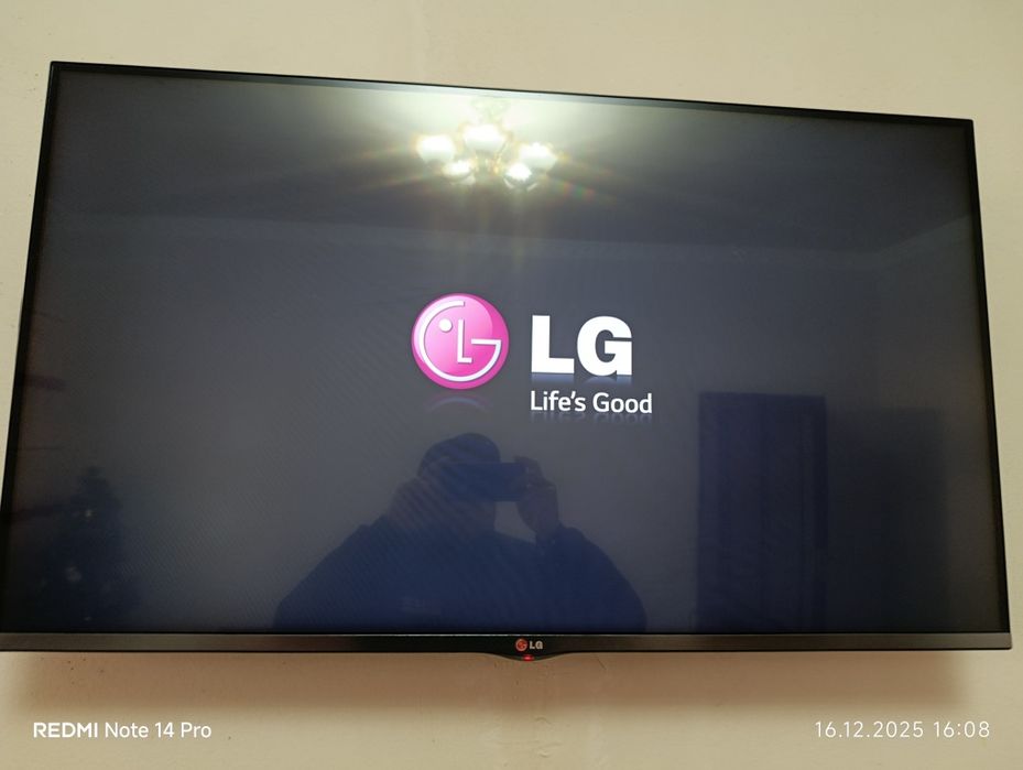 Смарт Телевизор сотилади