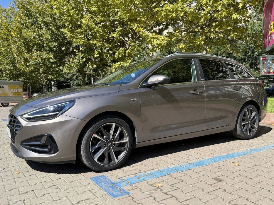 Hyundai i30 1.6 CRDi Automat MildHybrid– 2021