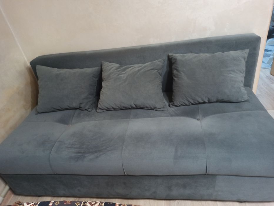 Диван тахта б/у в хорошем состоянии