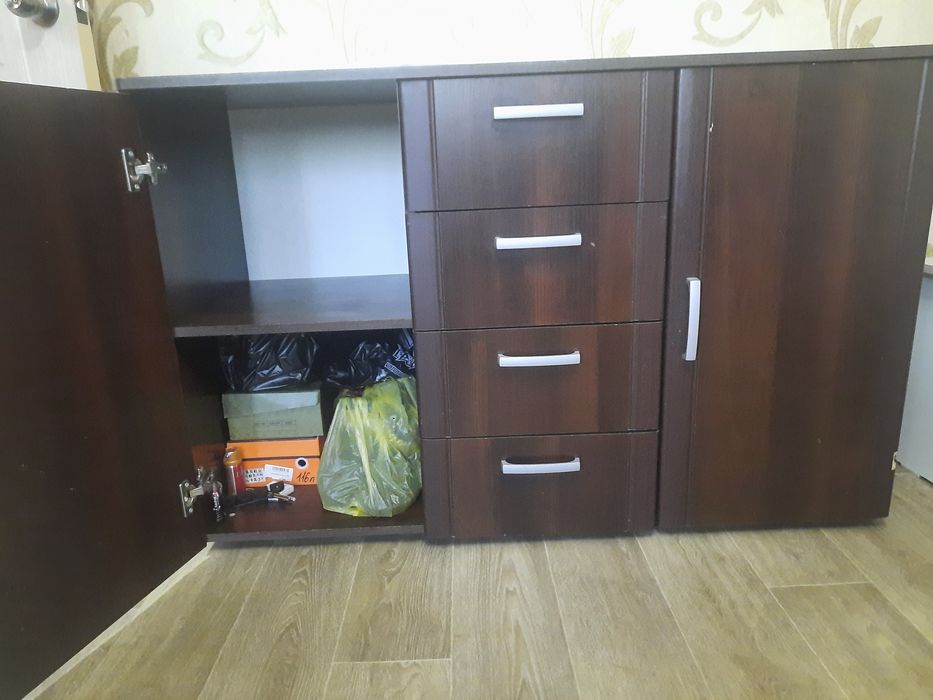 Продам комод ,состояние б/у