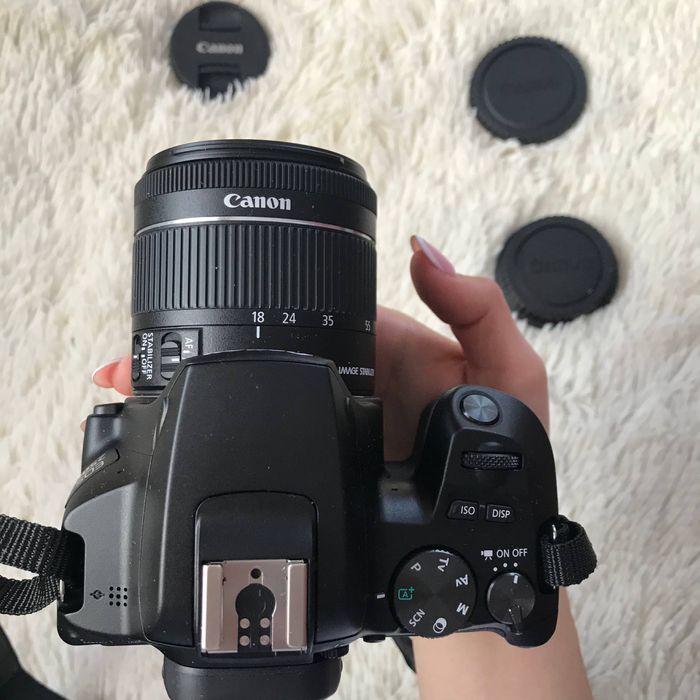 Продается Canon EOS 250D