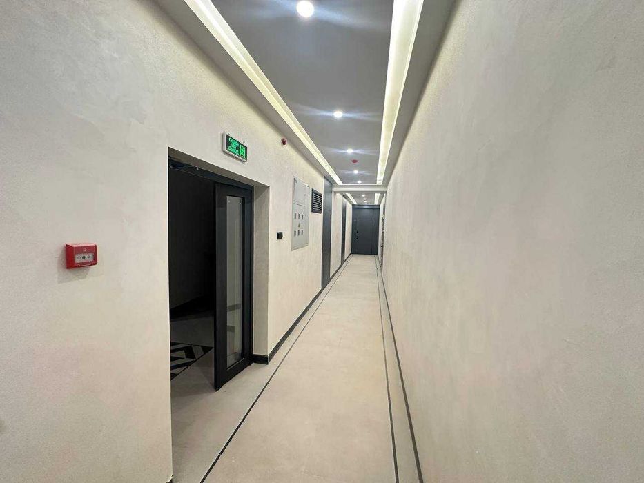 Metro, maktab, supermarket va restoranlarga yaqin qulay joylashuv!!!