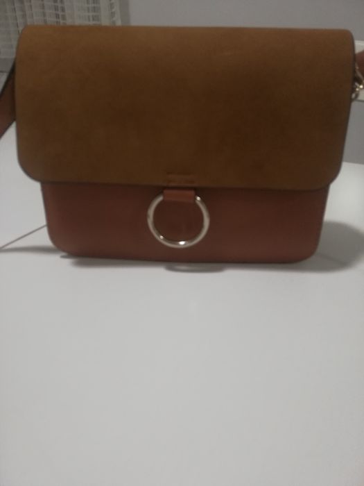 Poseta cărămizie de dama