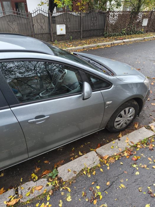 Opel Astra J 2014