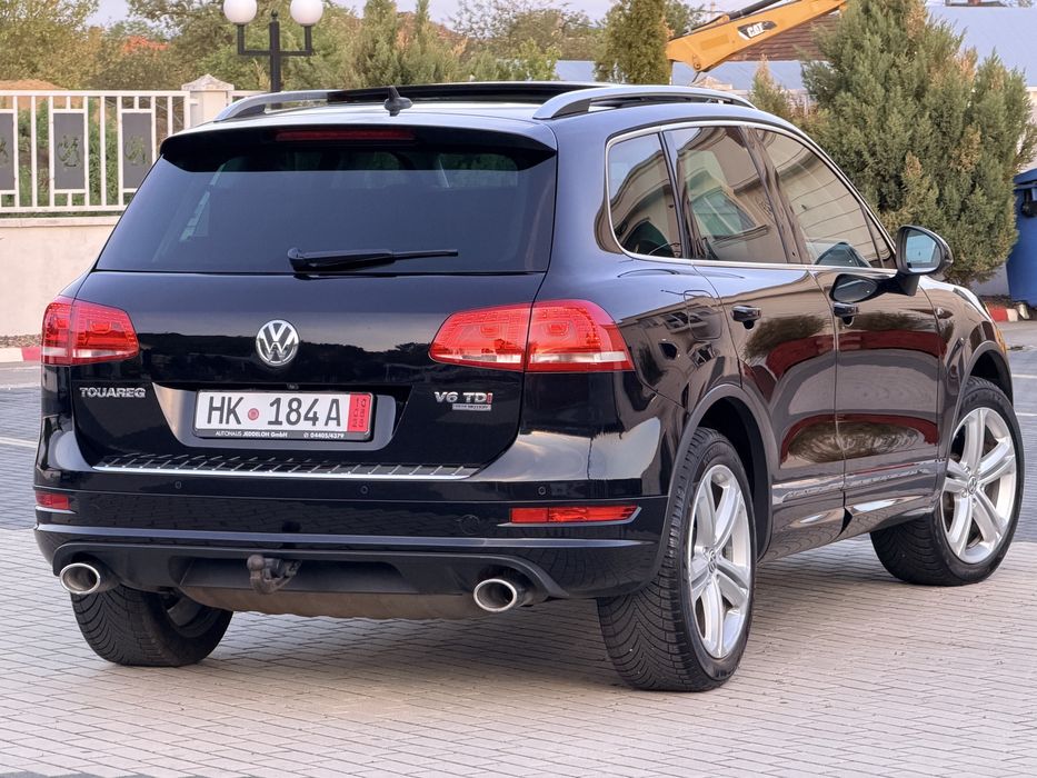 Vw Touareg R-LINE 3.0TDI 245CP 2013 Bi-Xenon /Leduri/Panoramic/Piele/Ventilatie