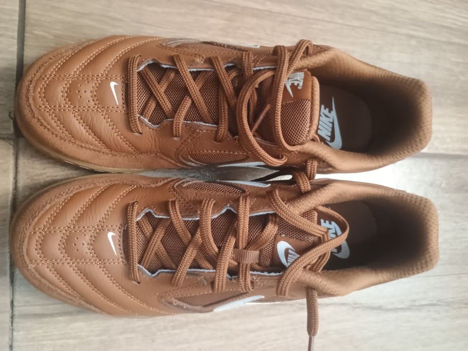 Продавам Маратонки Nike