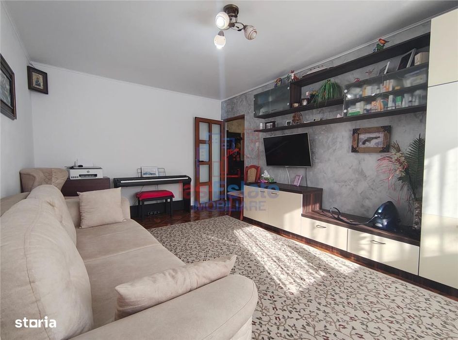 Apartament 3 camere decomandat - Stare impecabila