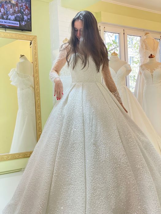 Rochie de mireasa model deosebit marimea XS